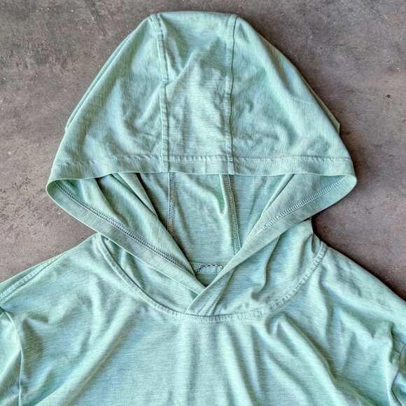 Patagonia Men's Capilene Cool Daily Hoodie in Elwood Green size XL - Picture 3 of 10